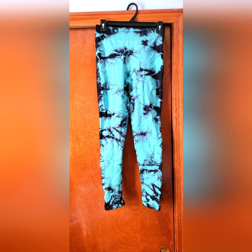 NUX Leggings Size Large
